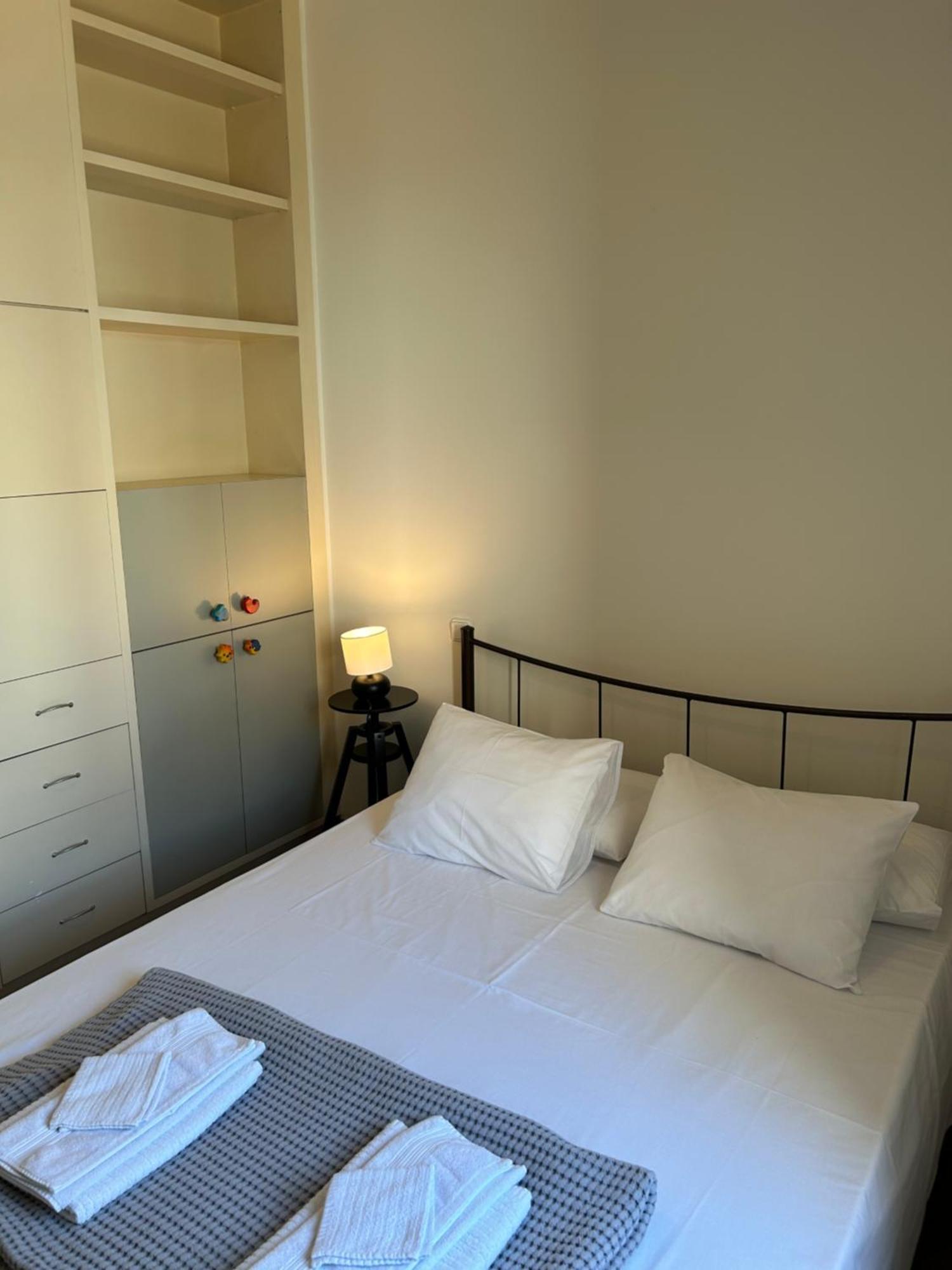 Acropolis Apartment Атина Екстериор снимка